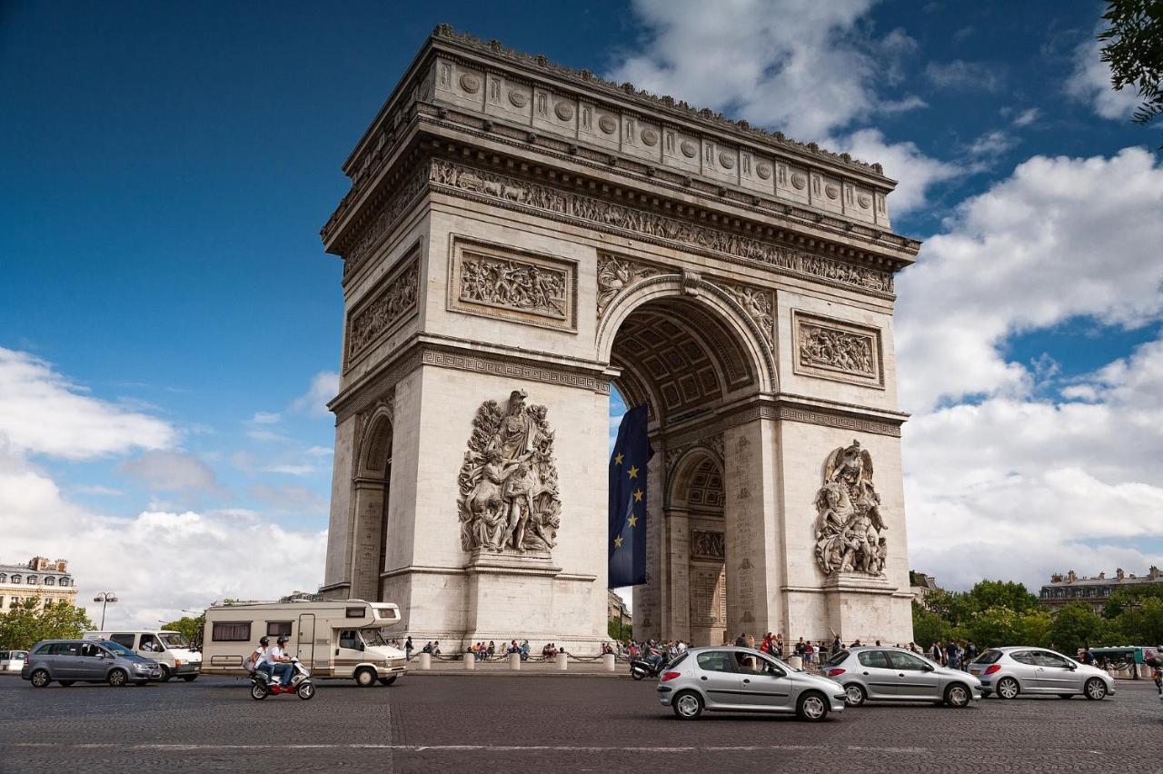 Arc De Triomphe - Foch Palace Paris Exterior foto