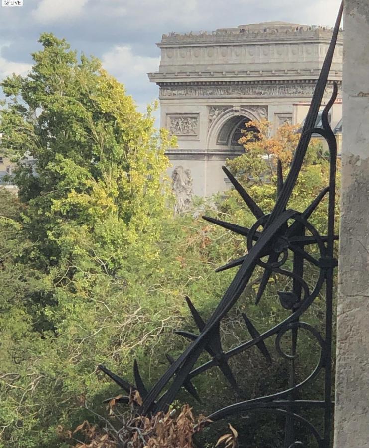 Arc De Triomphe - Foch Palace Paris Exterior foto